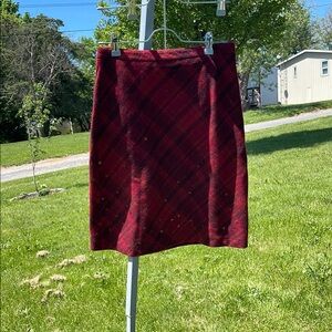 Elegant Red Plaid Skirt